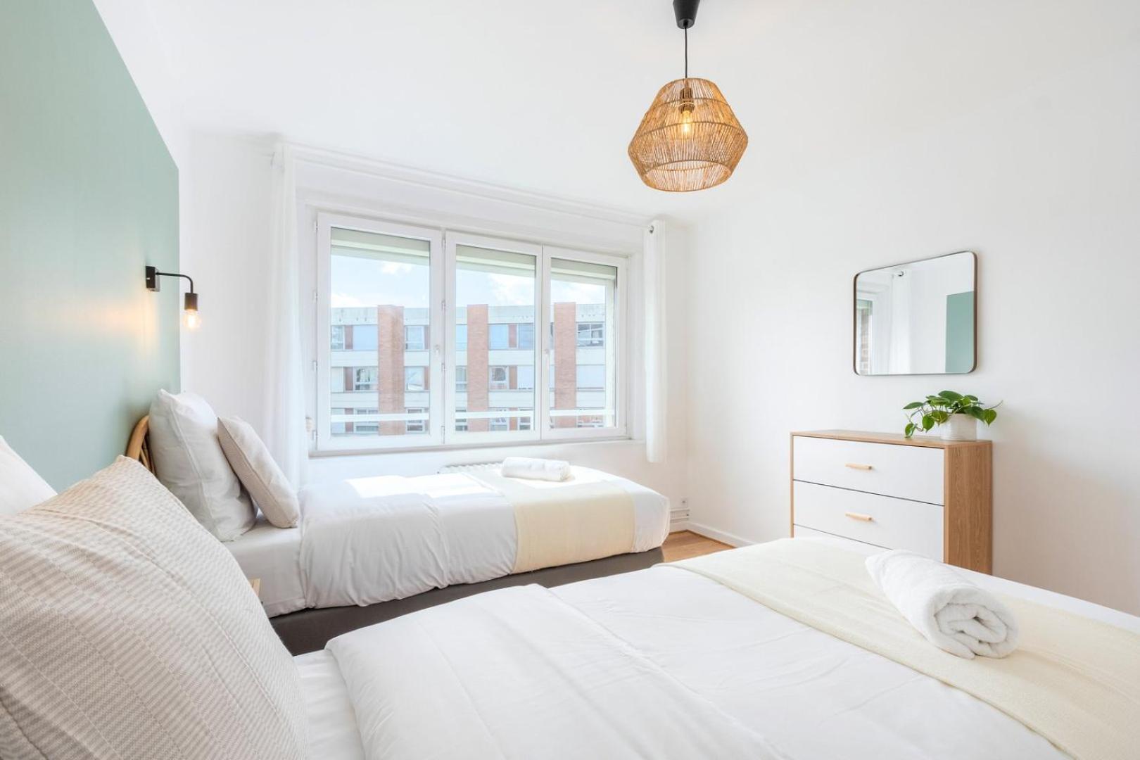 Functional 2 Bedroom Apartment ليل المظهر الخارجي الصورة