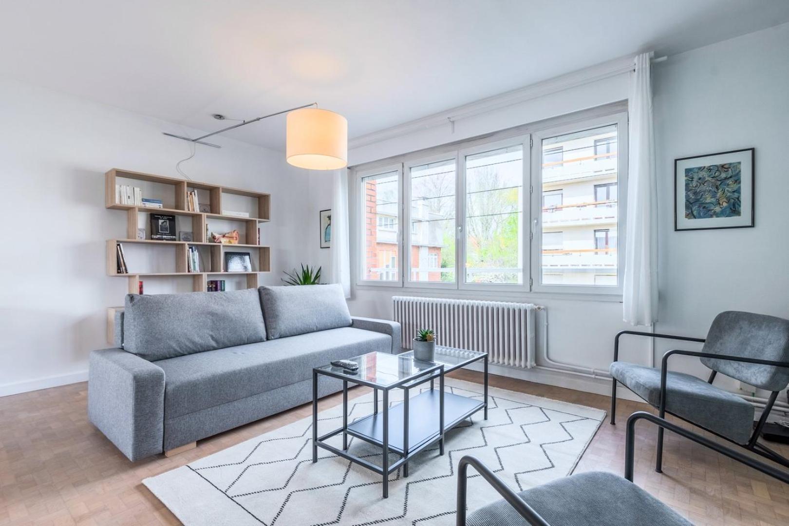 Functional 2 Bedroom Apartment ليل المظهر الخارجي الصورة